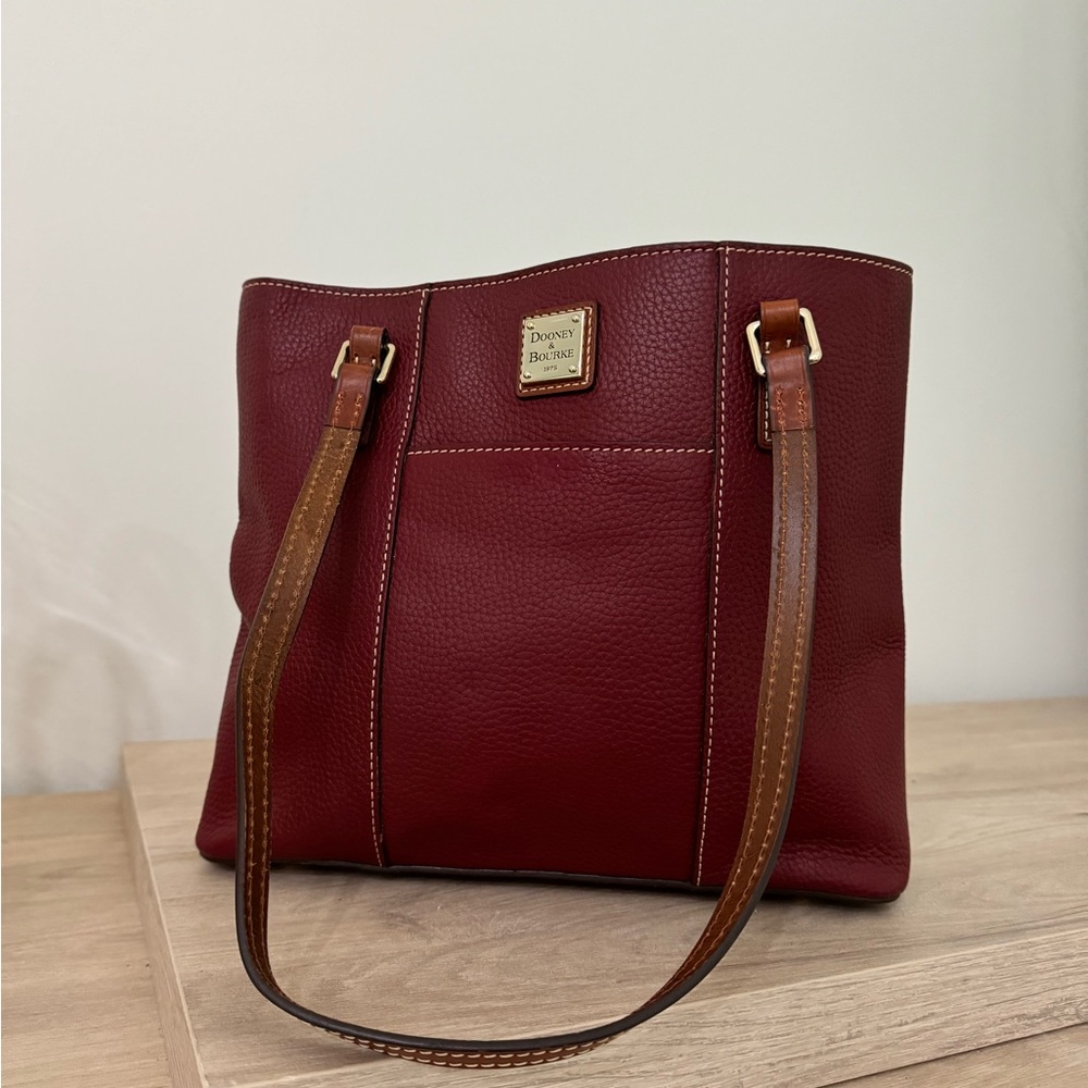 Dooney & Bourke bag